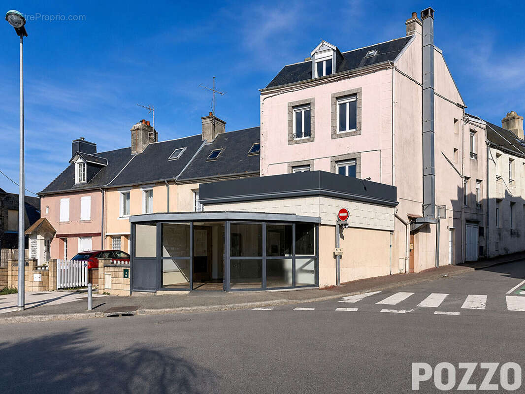 A VENDRE - T5 - 114m²  - Centre-ville de GRANVILLE (50400) - photo 18