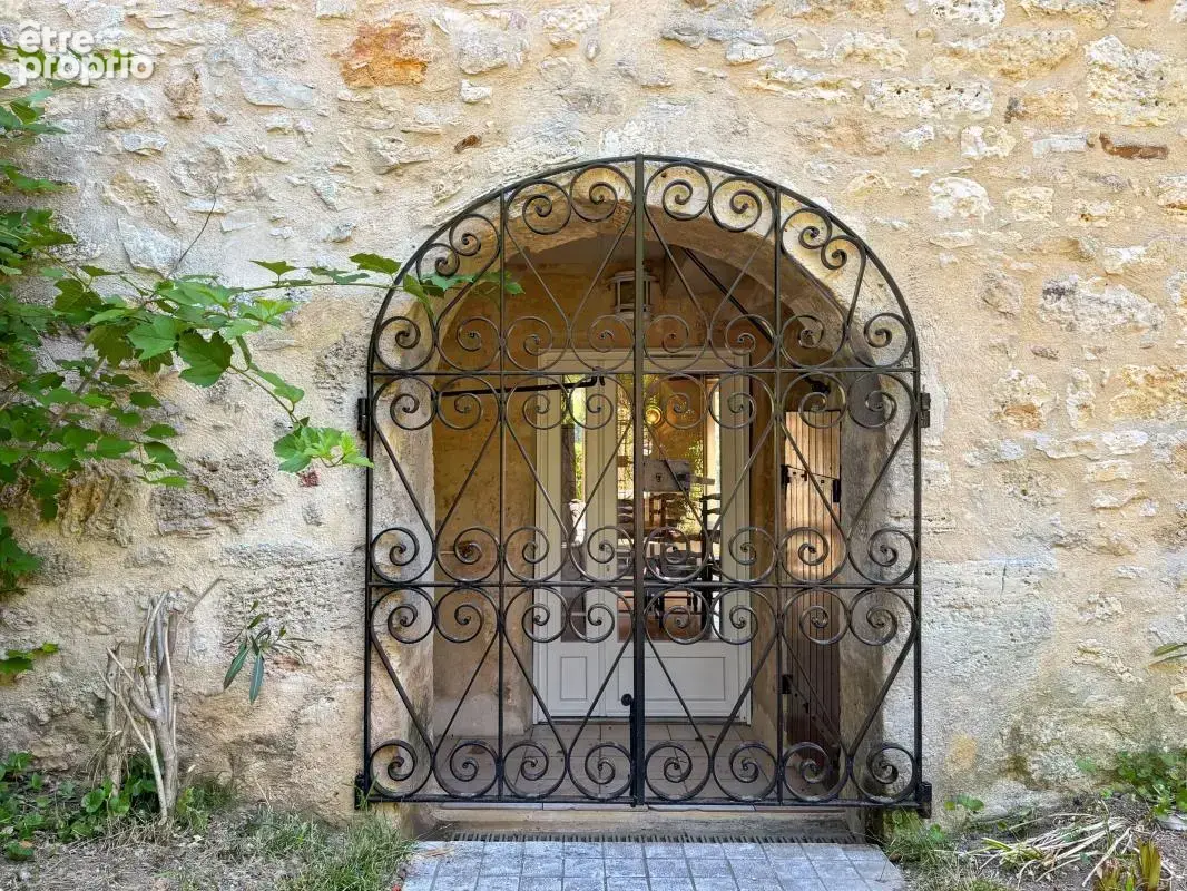 Belle propriété ancienne avec potentiel touristique en Dordogne - photo 8