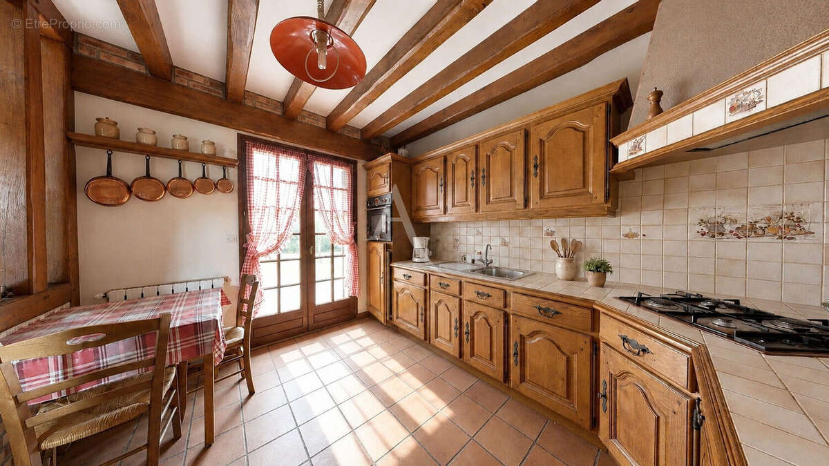 Maison à LES MUREAUX