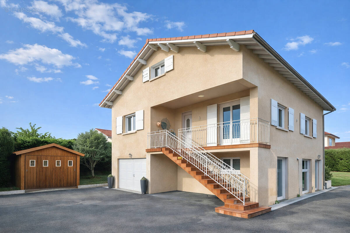 Maison à SAINT-MARCELLIN-EN-FOREZ