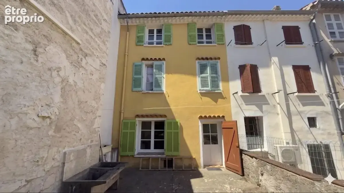 Photo Appartement à Gonfaron au prix de 187 000€
