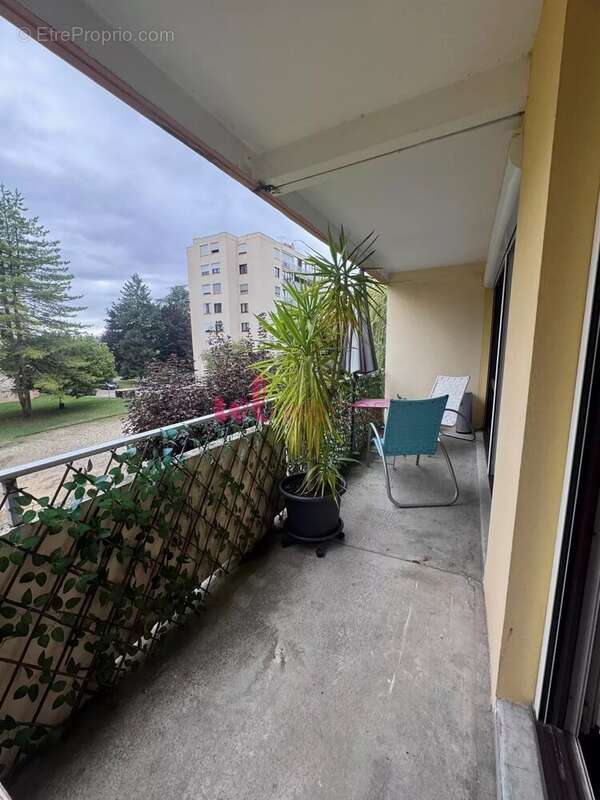 Appartement à BOURGOIN-JALLIEU