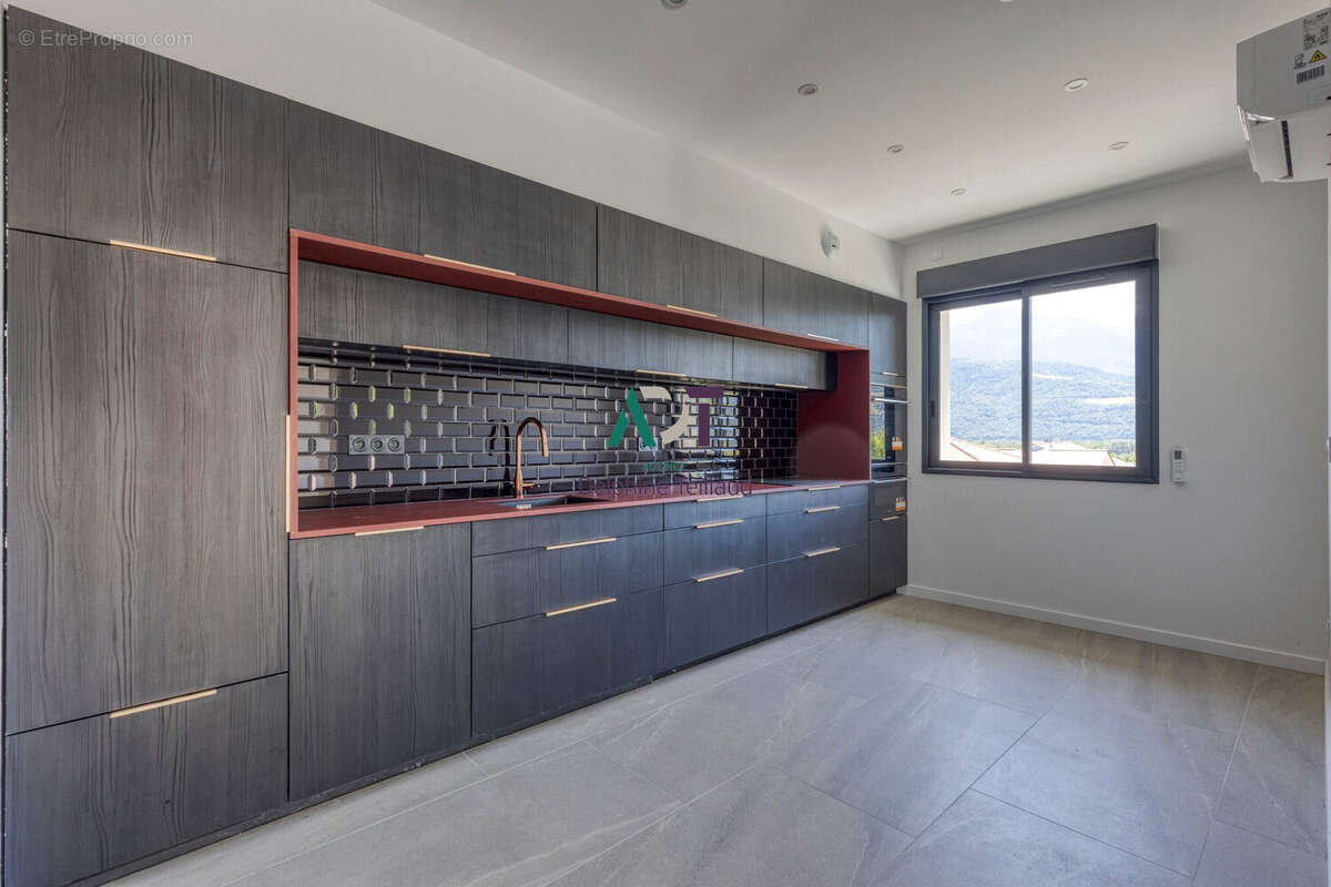 Appartement à MONTBONNOT-SAINT-MARTIN