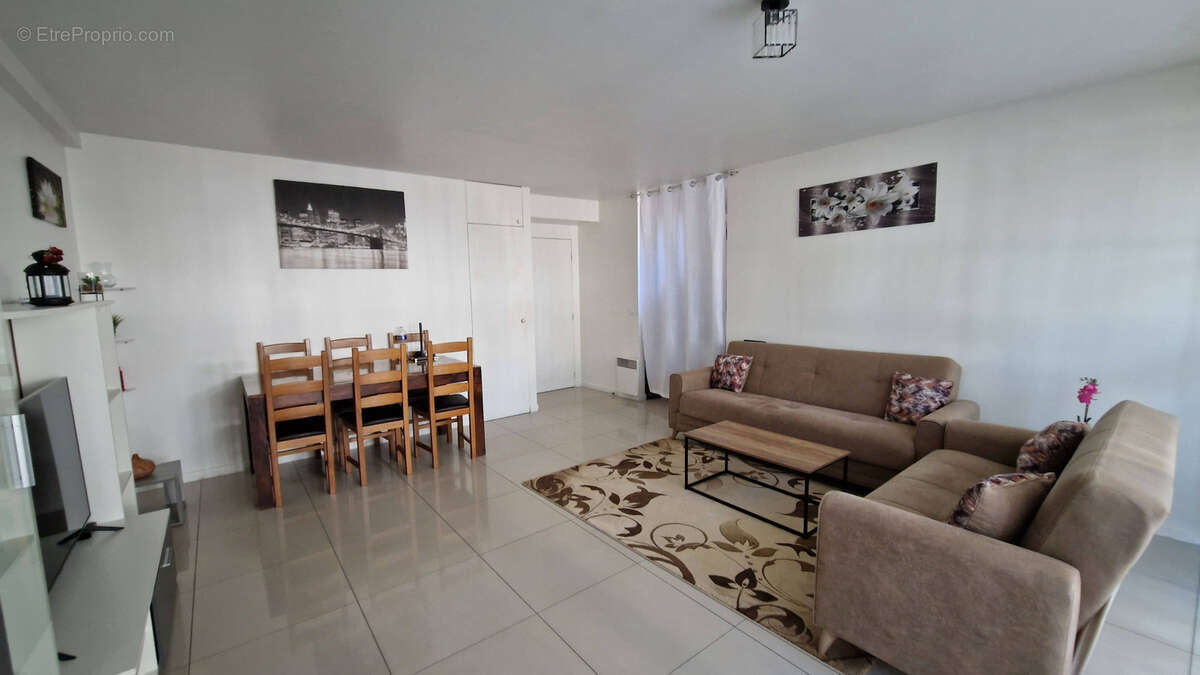 Appartement à TREMBLAY-EN-FRANCE