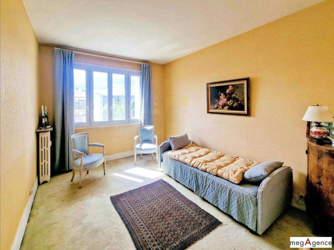Appartement à SAINT-CLOUD