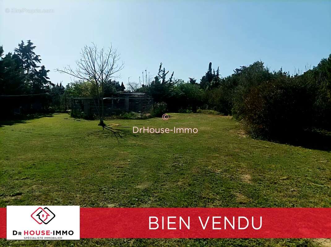 Terrain à CUXAC-D'AUDE