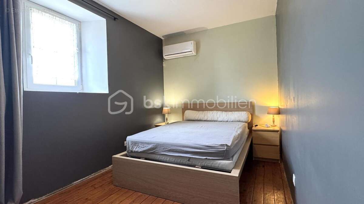 Maison à SAINT-GENGOULPH