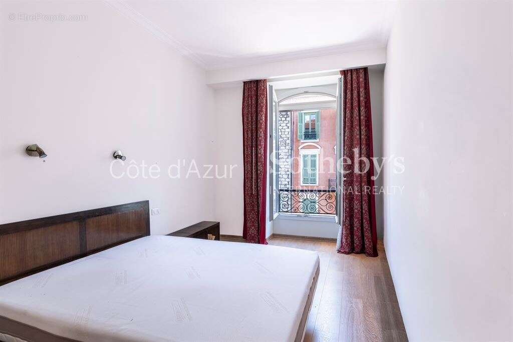 Nice Centre - Appartement 148 m² à rénover - Avenue Jean Médecin - photo 15