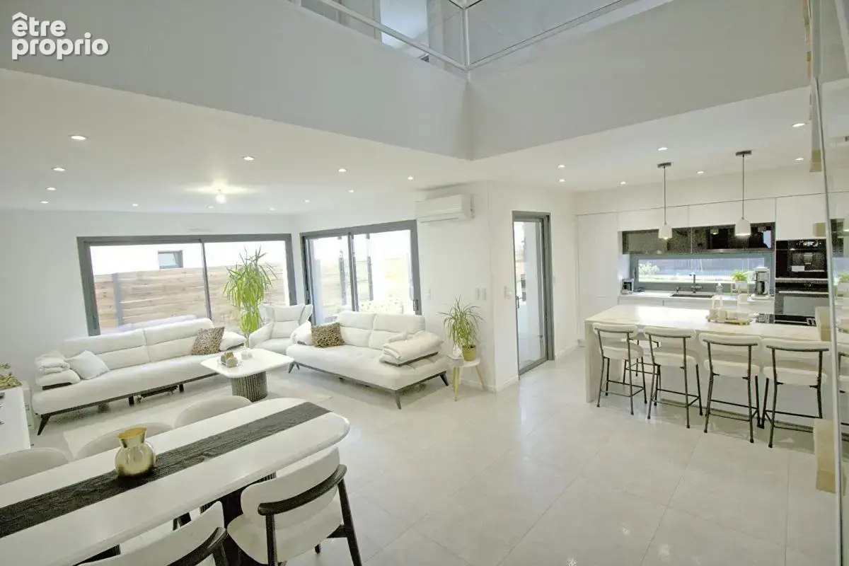 Maison de plain pied avec piscine de 2024 Type 5 BRAIN SUR L'AUTHION - photo 2