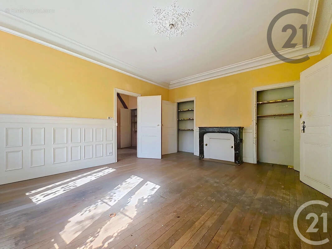 Appartement à SAINTE-SAVINE