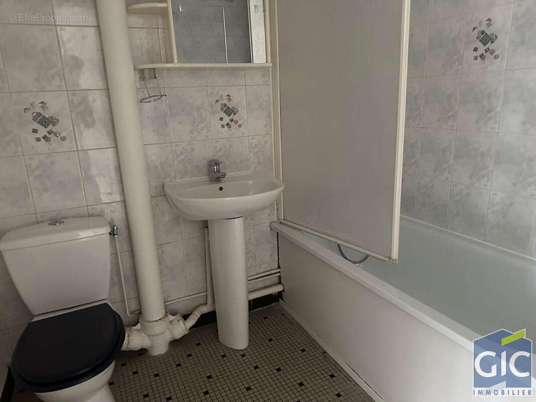 Appartement à HEROUVILLE-SAINT-CLAIR