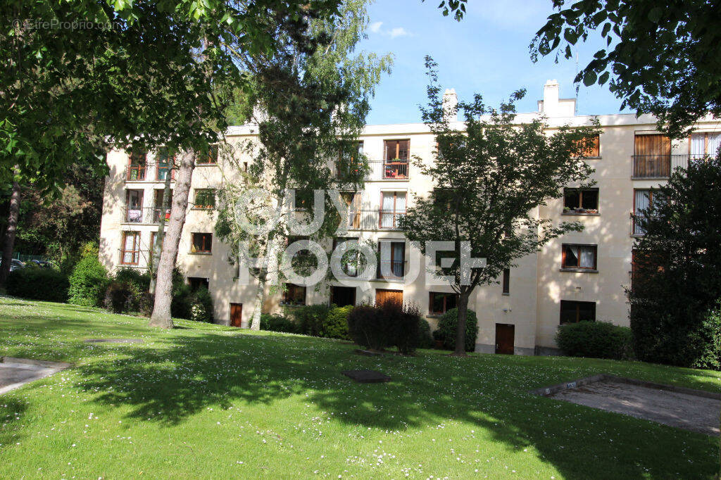 Appartement à CHAVILLE