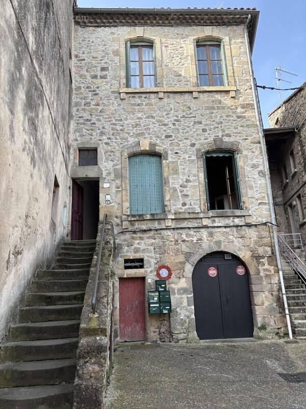 Appartement à AUBENAS