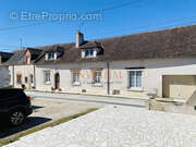 Maison à SAINT-CLAUDE-DE-DIRAY