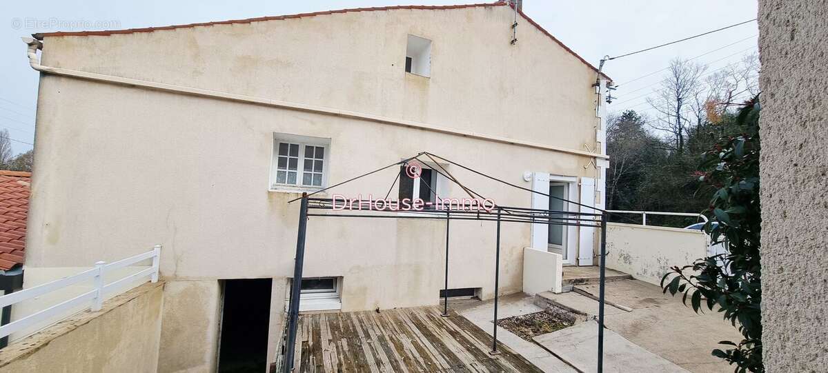 Maison à MAREUIL-SUR-LAY-DISSAIS