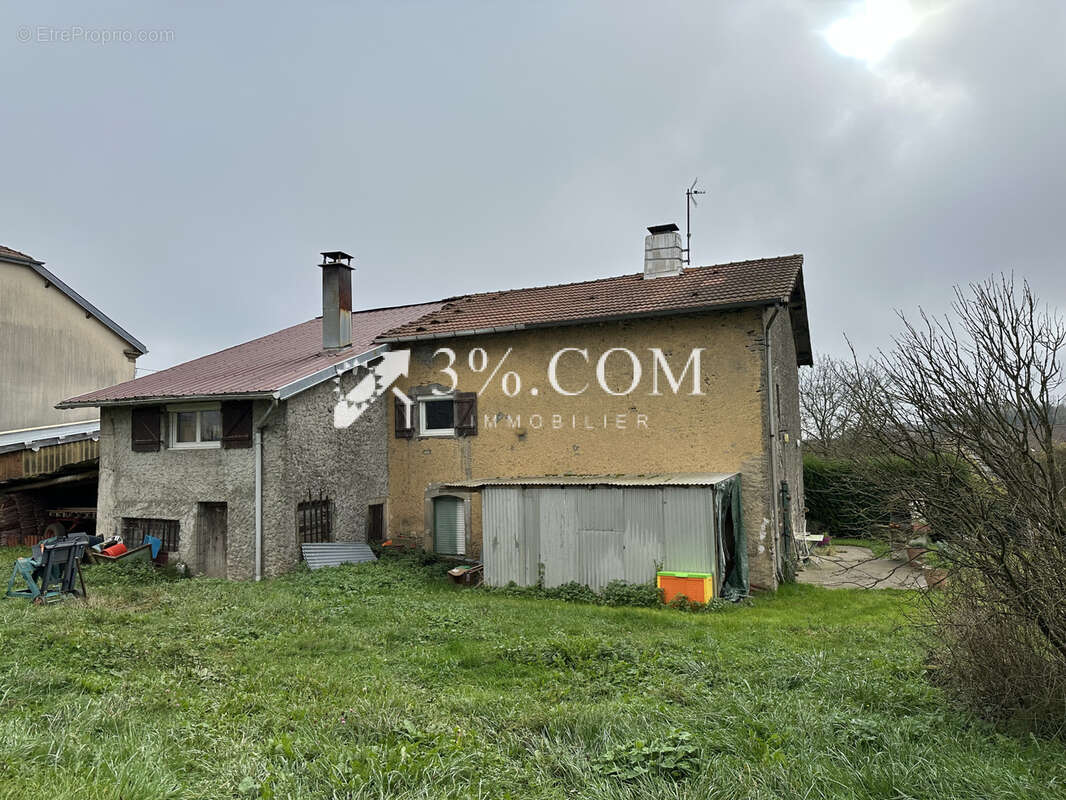 Maison à FRENOIS