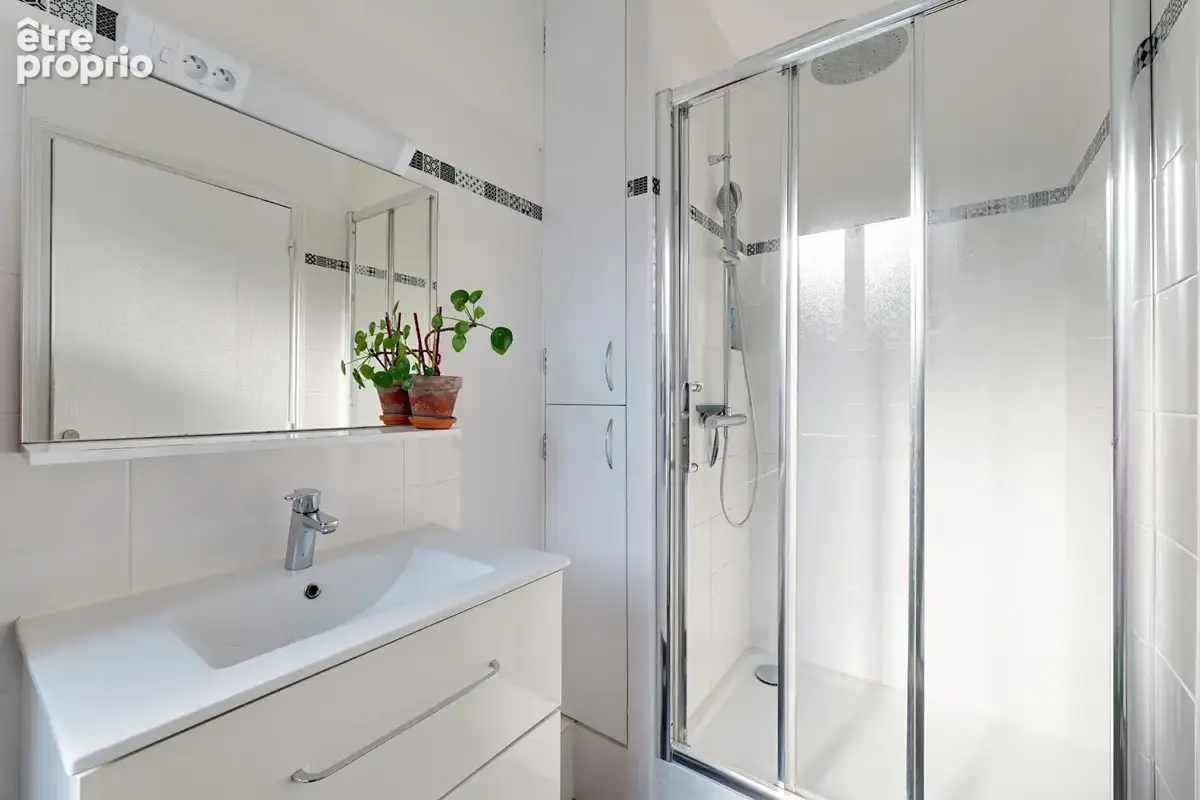Paris 14ème quartier Pernety Appartement 2 pièces de 46 m² - photo 6