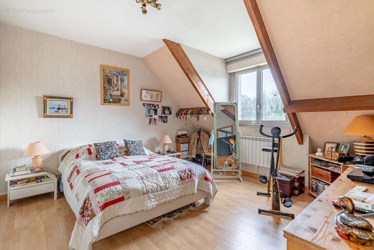 Maison à BOIS-D'ARCY