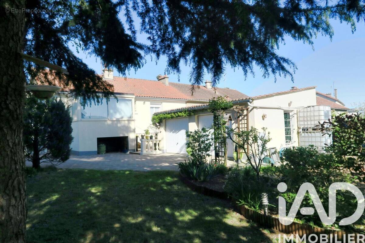 Photo 1 - Maison à CHAUVIGNY
