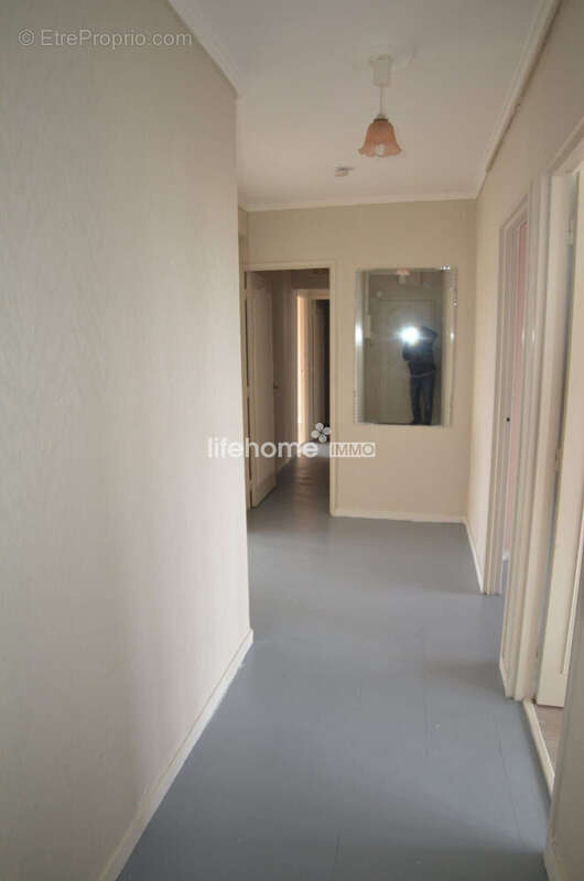 Appartement 75 m² à Chateauroux  - photo 7