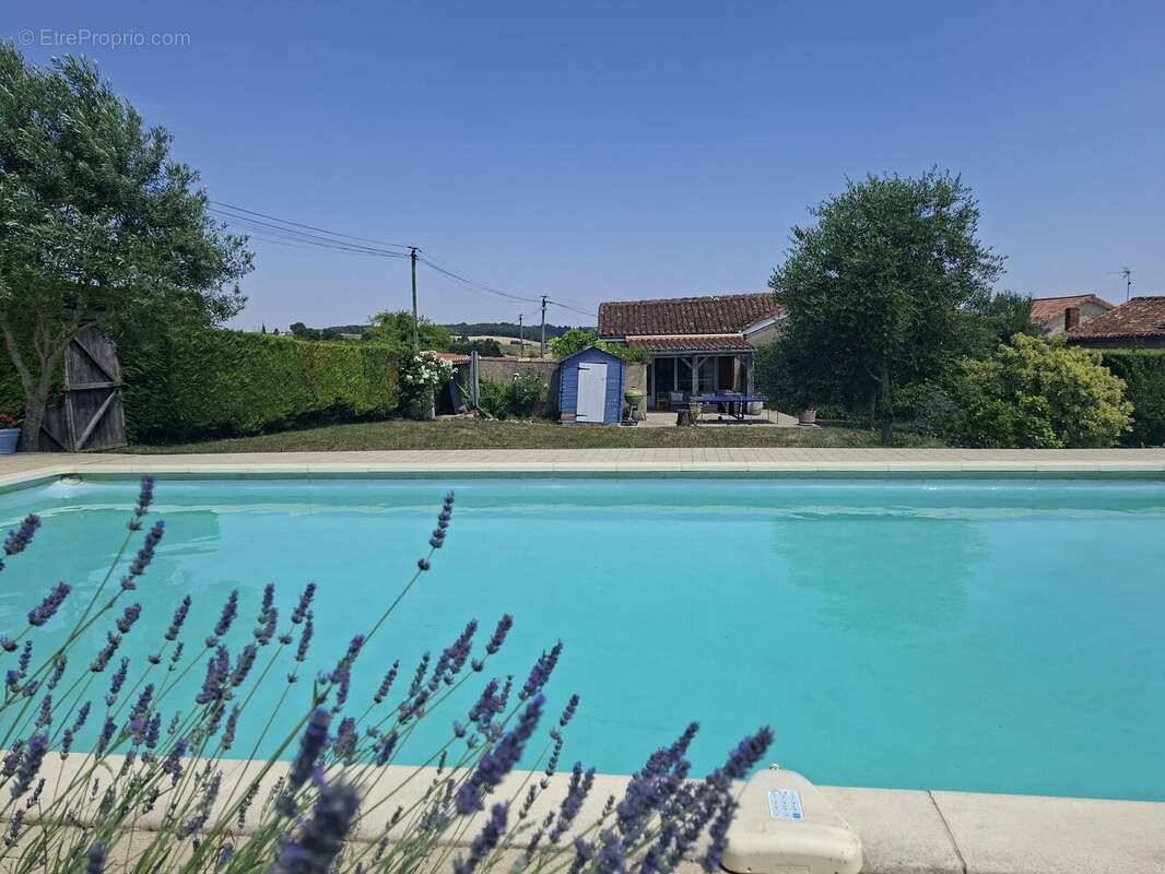 Propriété en pierre en excellent état avec piscine chauffée - photo 16