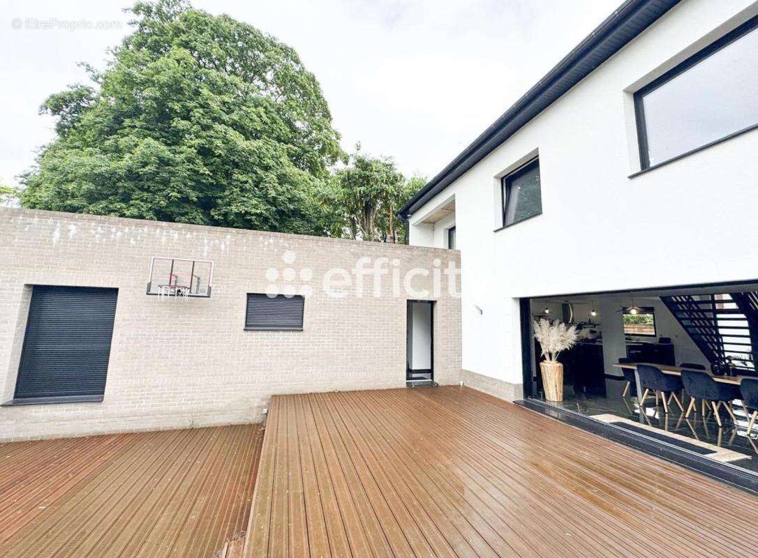 Maison à HENIN-BEAUMONT