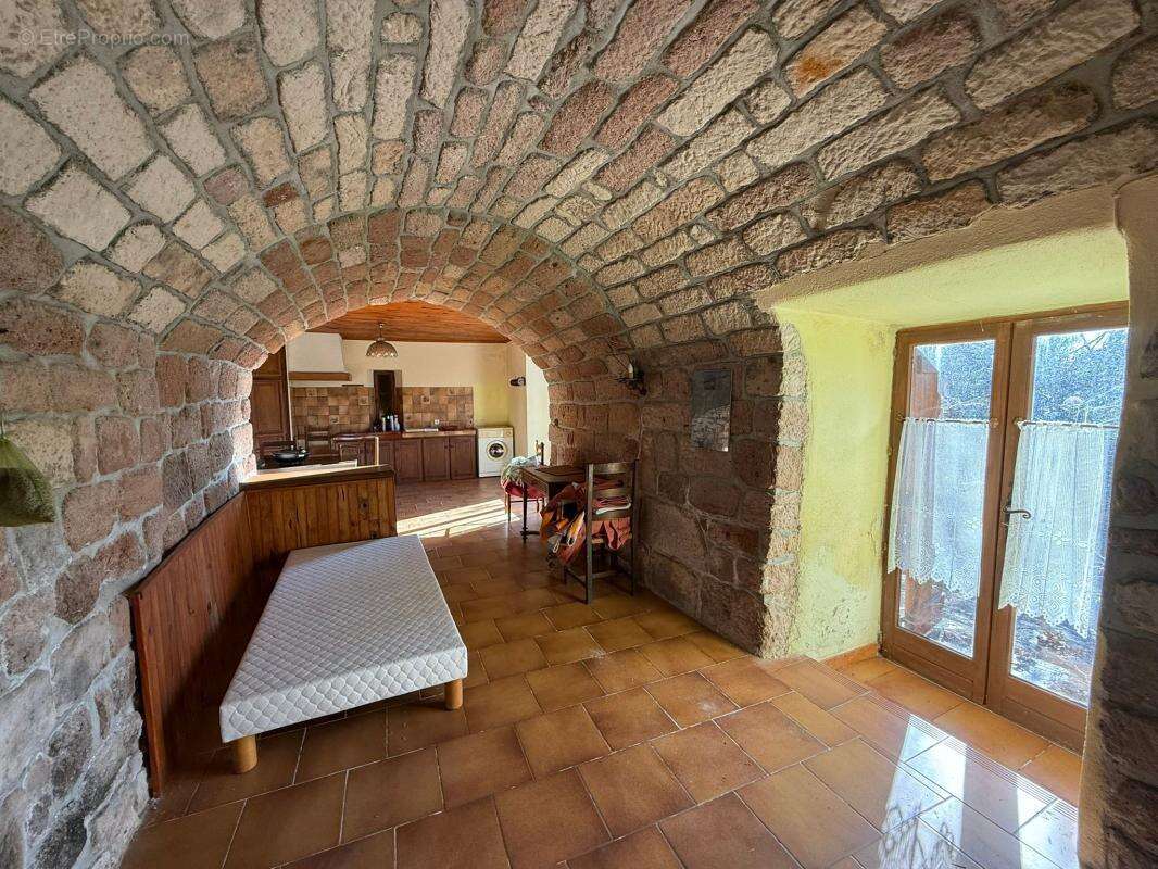 Maison à PLANZOLLES