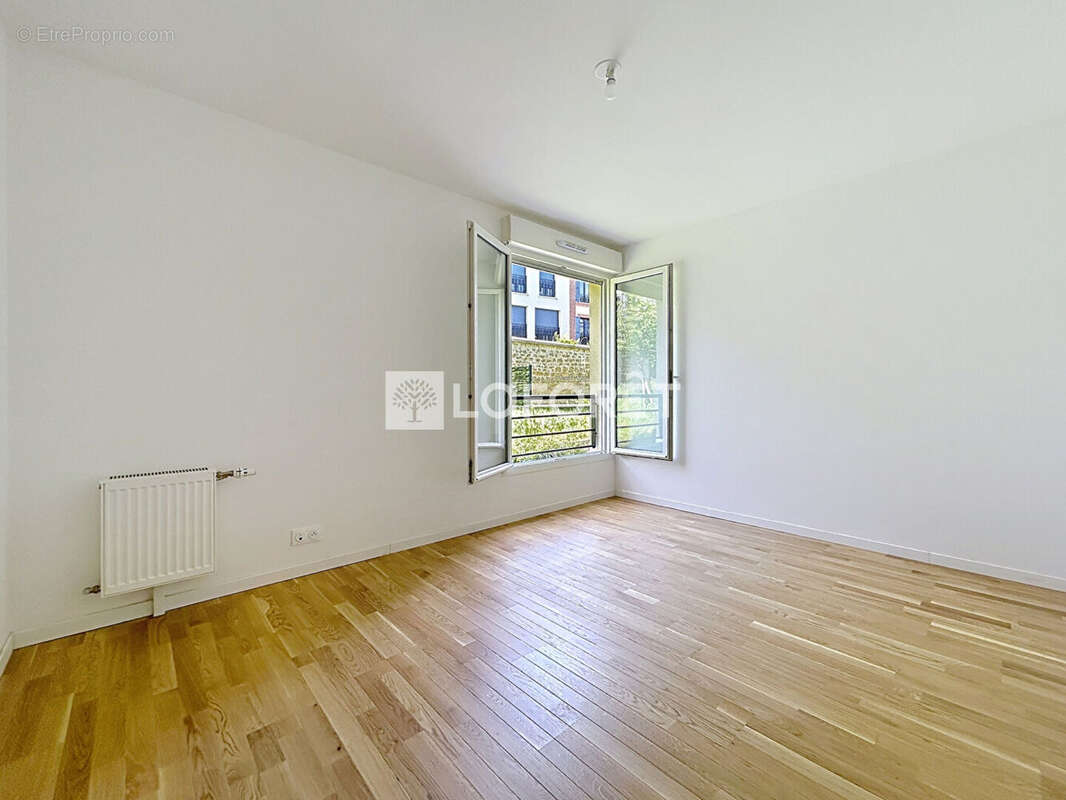 Appartement à VERNEUIL-SUR-SEINE
