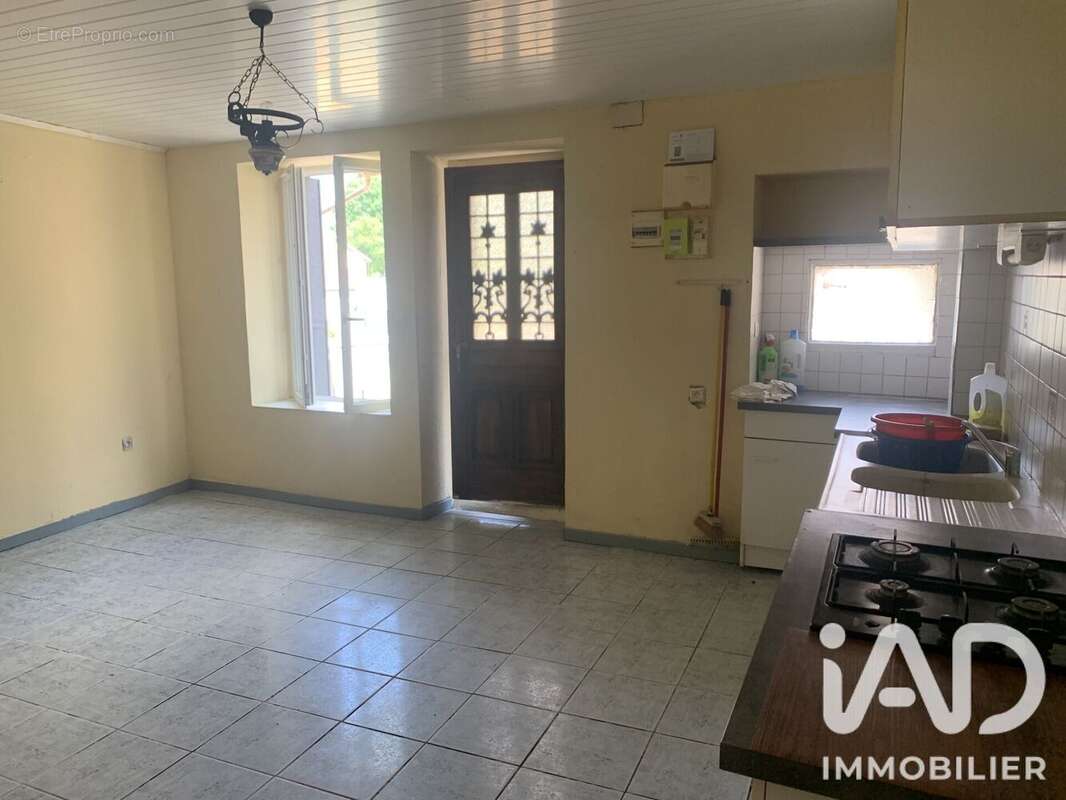 Maison 80 m² à Fayl-Billot  - photo 2
