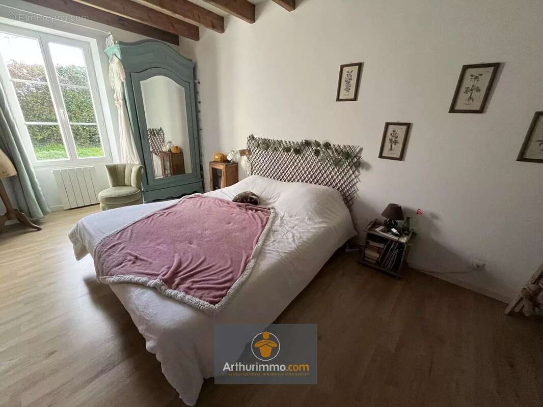 Maison à LE GUE-D'ALLERE