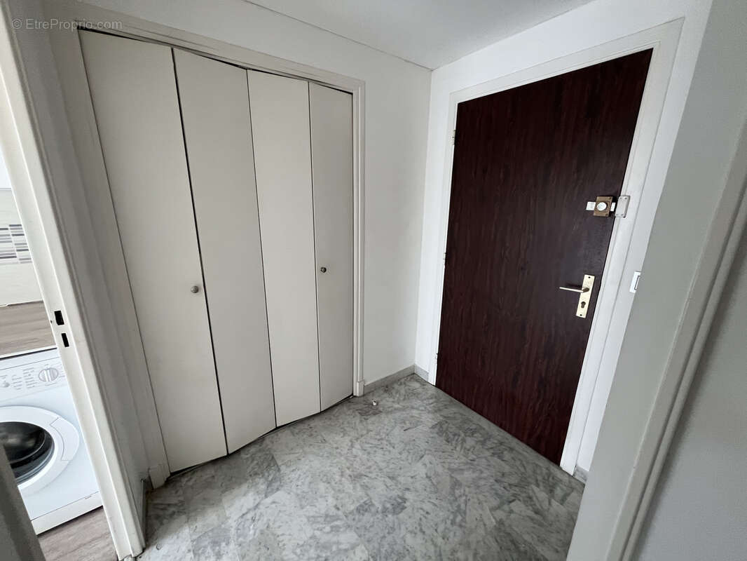 Appartement à ROQUEBRUNE-CAP-MARTIN