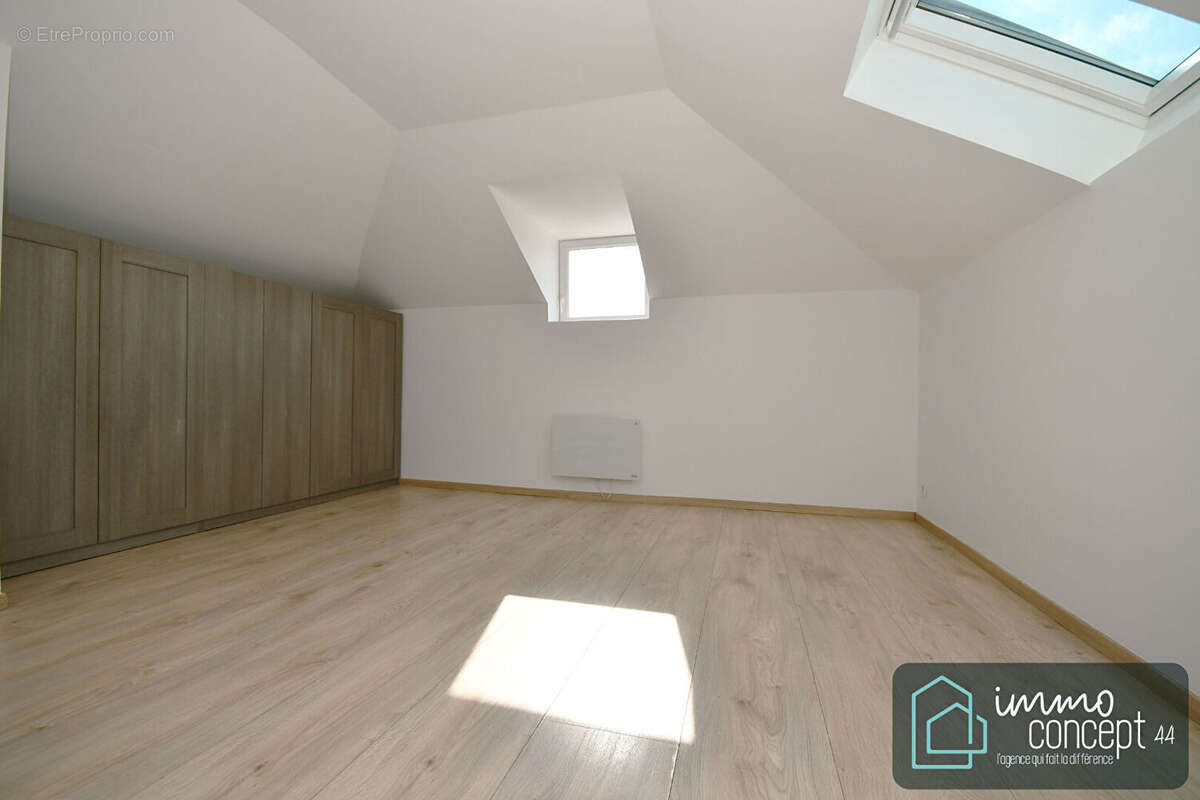 Maison à BOUGUENAIS