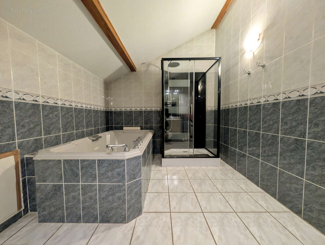 Maison à SAINT-JEAN-DE-GONVILLE