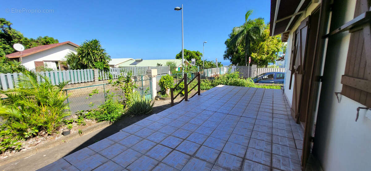 Photo 2 - Maison à SAINT-LOUIS