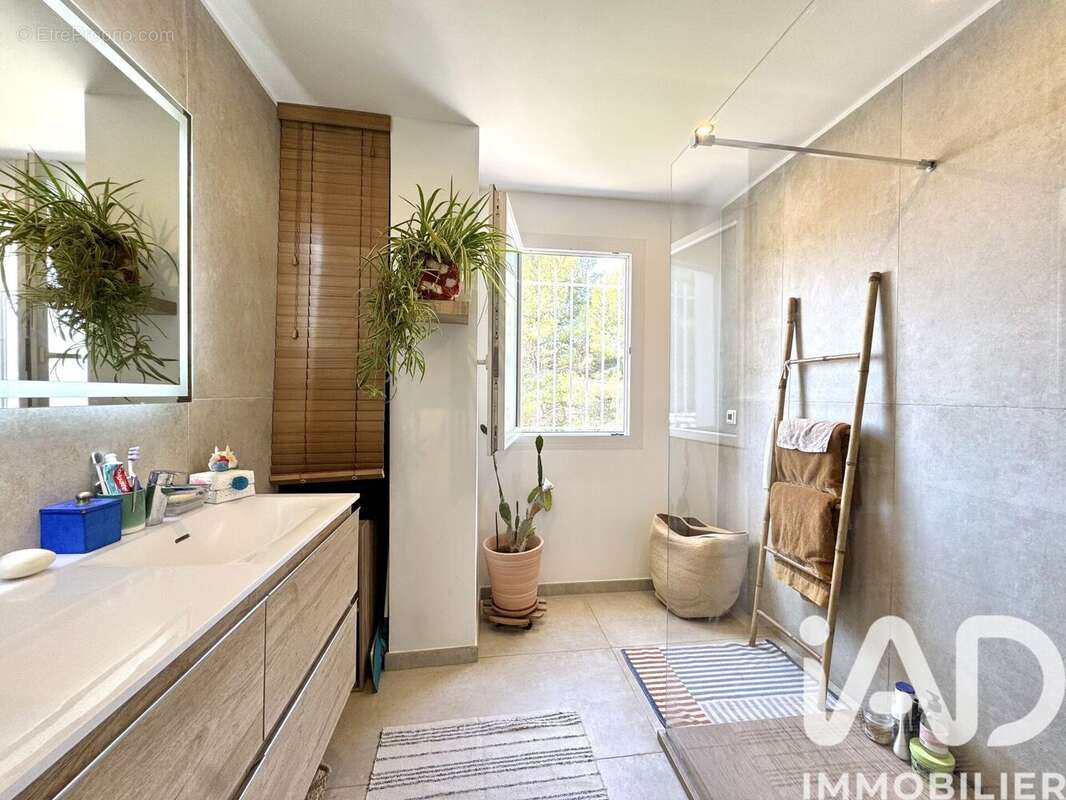 Appartement 47 m² à Bandol  - photo 9
