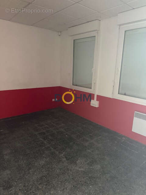 LOCAL 400m2 - photo 10