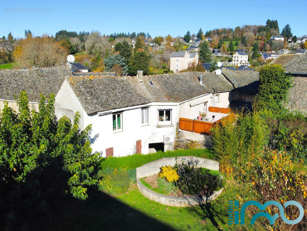 Maison 122 m² à Rieupeyroux  - photo 3