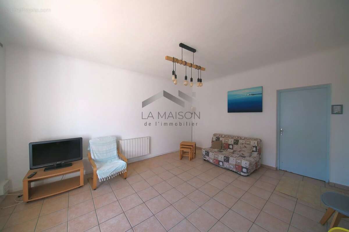 Appartement T1 centre village - photo 8