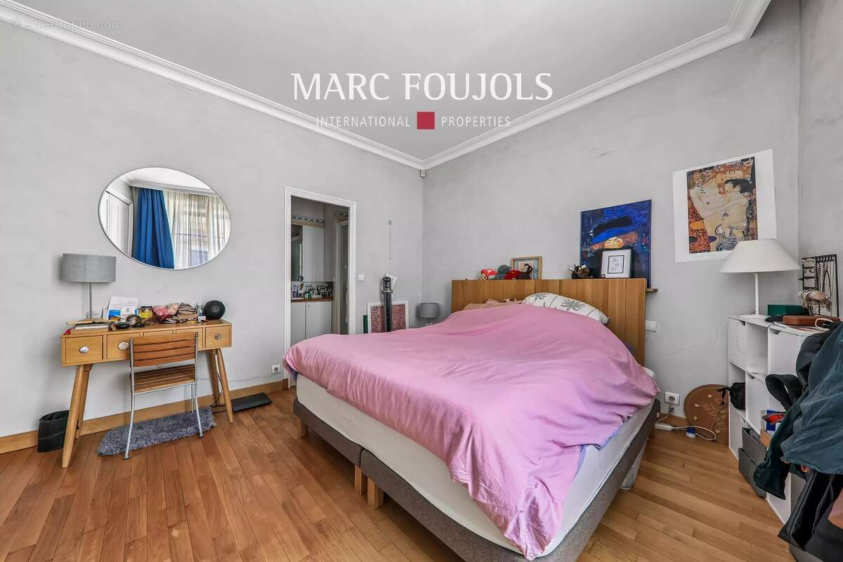 Paris 1er Rivoli / Les Halles : appartement traversant de 100 m² avec balcon - photo 14