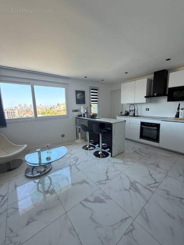 Appartement à MARSEILLE-14E
