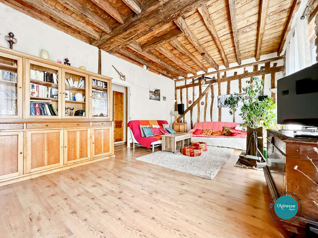 Appartement à LA FERTE-ALAIS