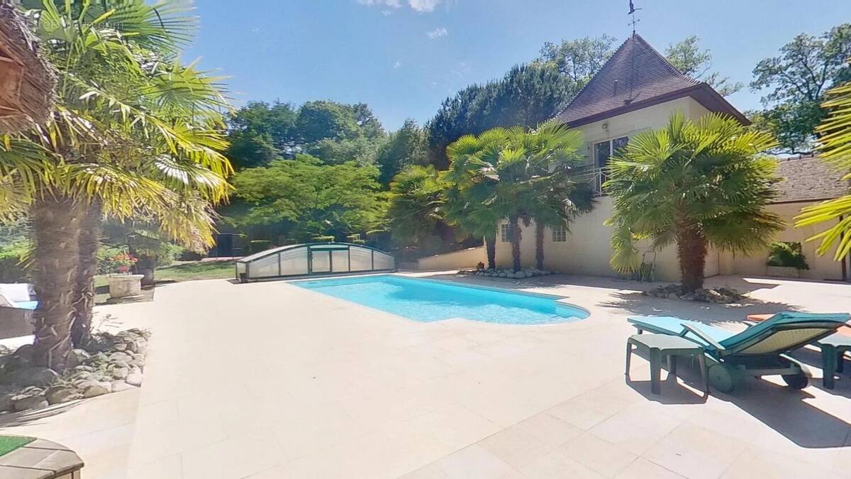 Maison à PONTAULT-COMBAULT