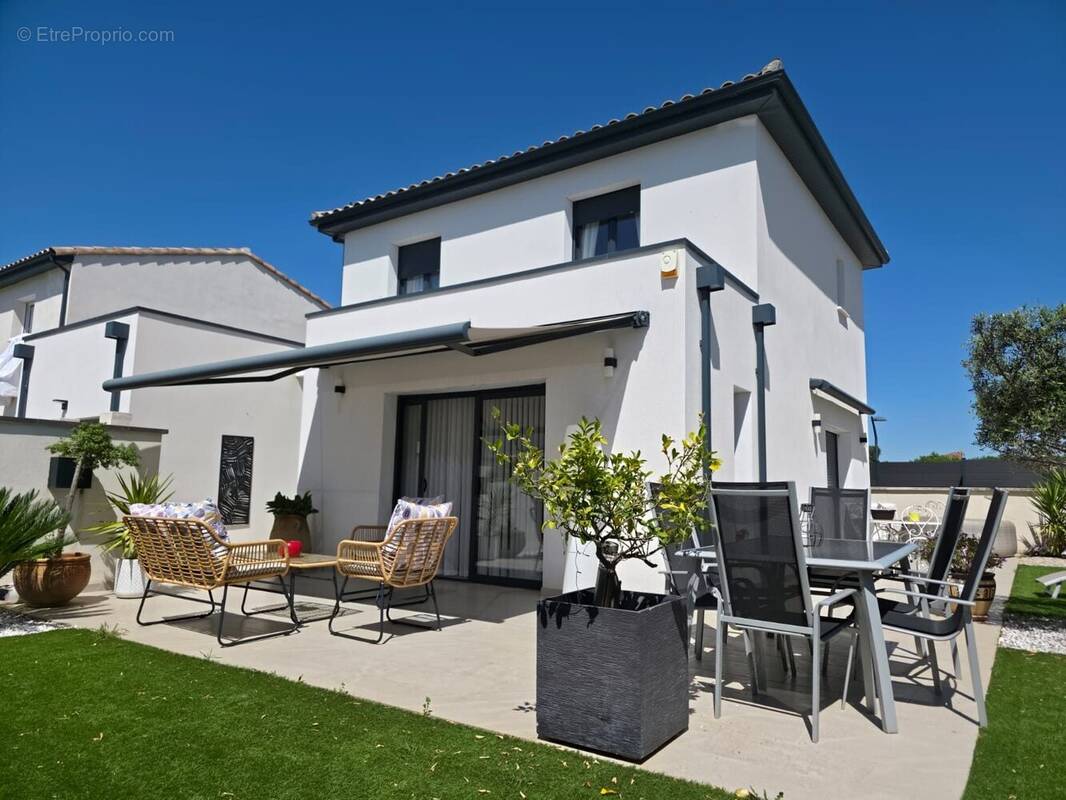 Maison à VILLETELLE