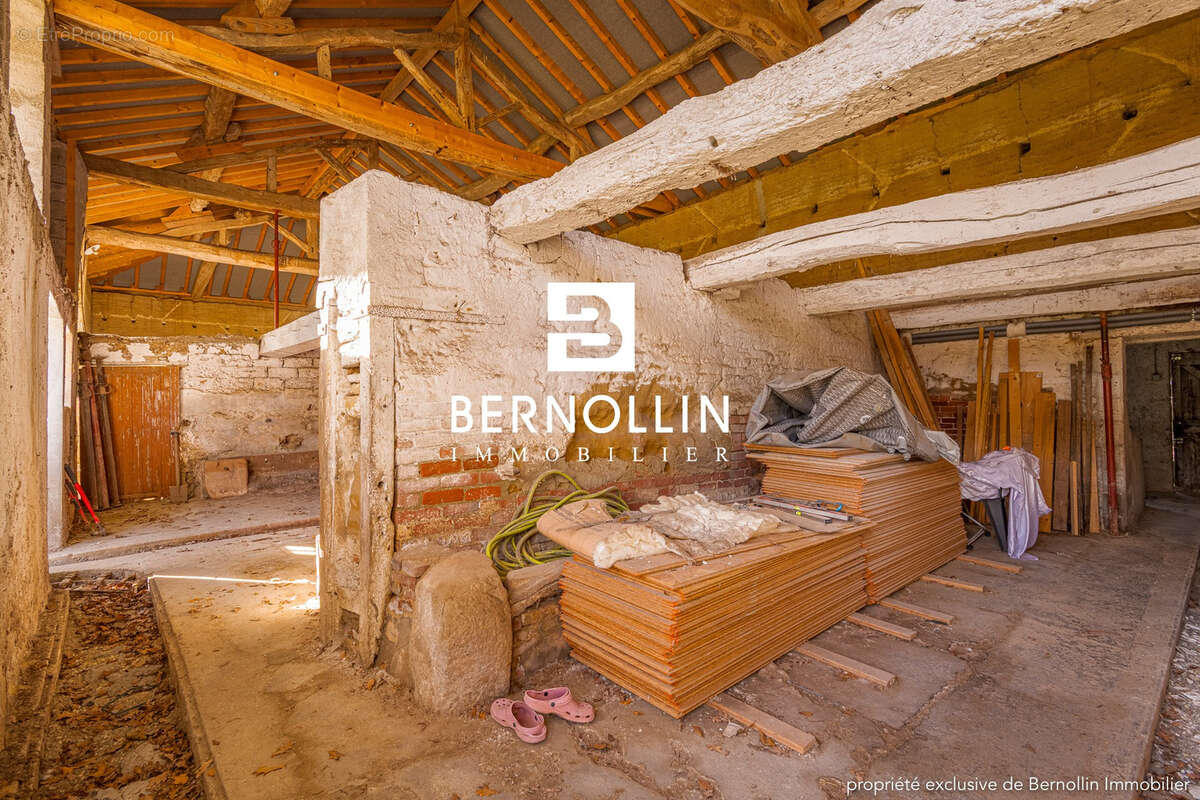 Maison à SAINT-JEAN-SUR-REYSSOUZE