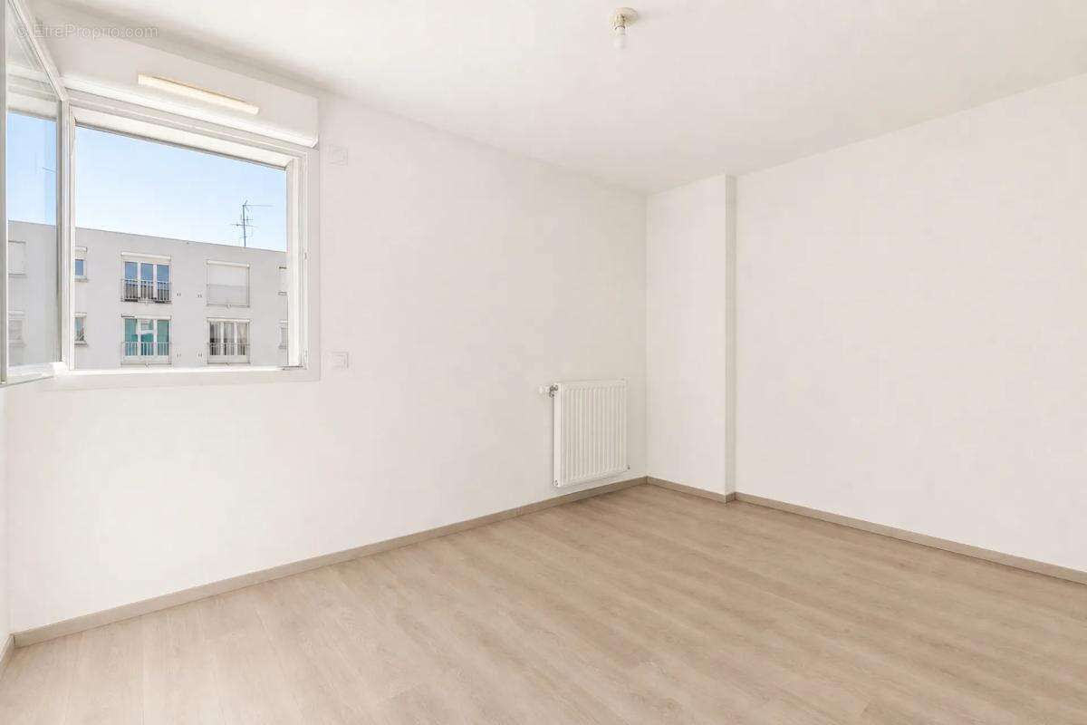 Appartement T2 lumineux avec balcon à Meyzieu - photo 7