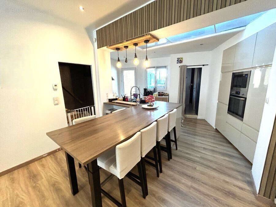 Maison à SAINT-AMAND-LES-EAUX