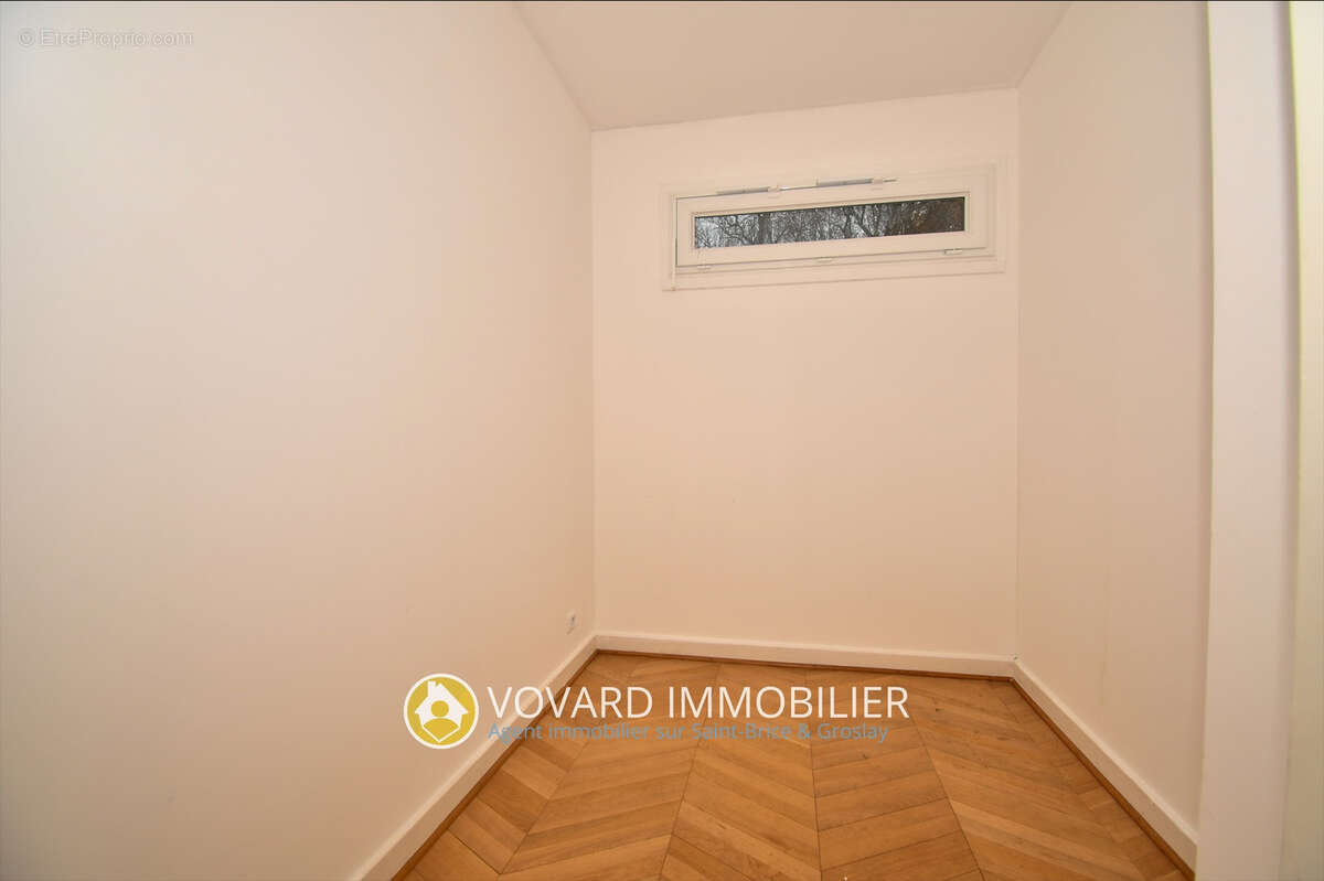 Appartement à SAINT-BRICE-SOUS-FORET