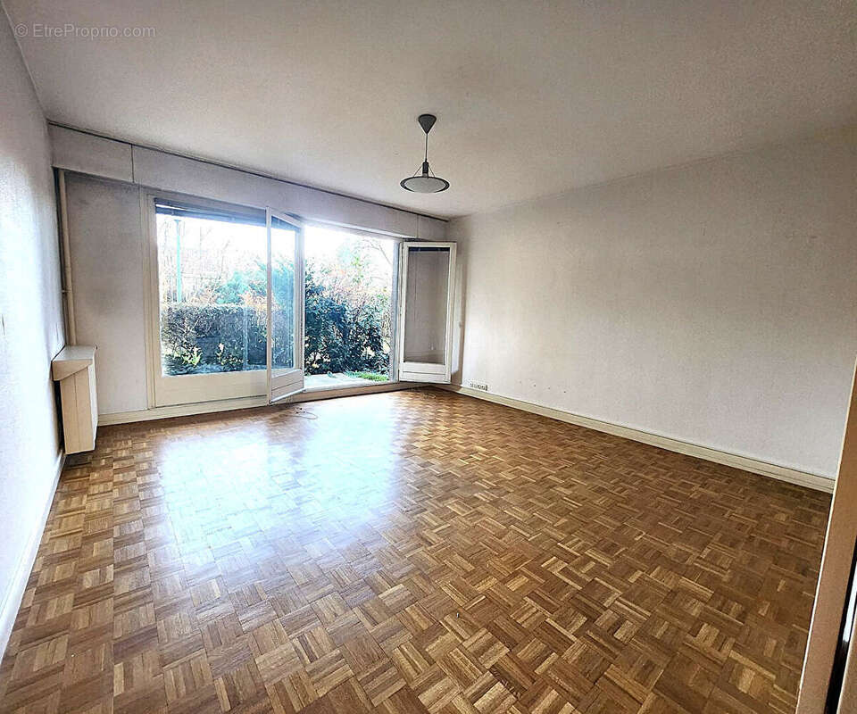 Appartement à DEUIL-LA-BARRE