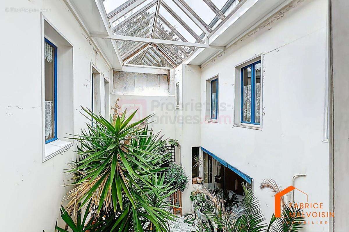 Maison à MONTREUIL