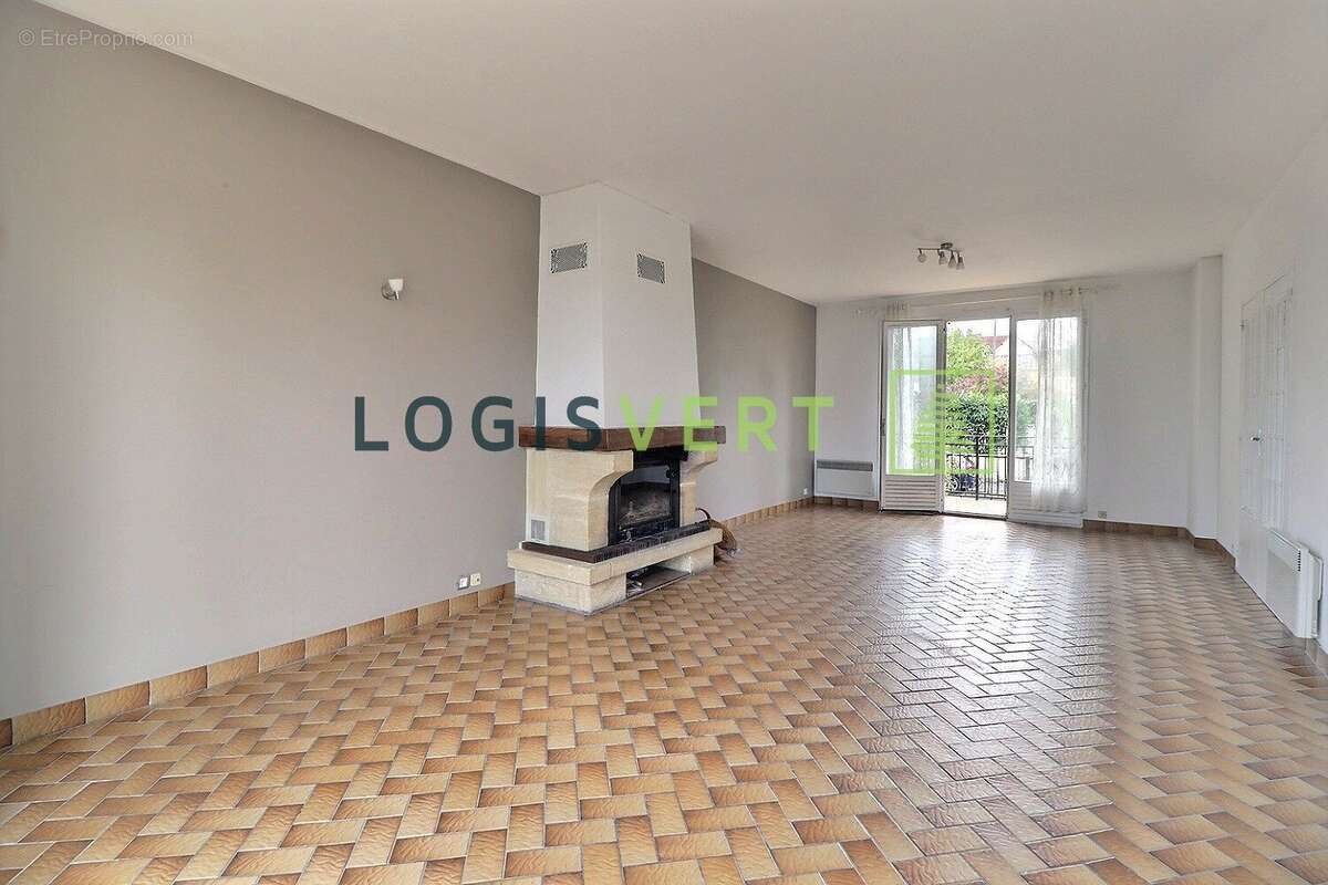 Maison à EPINAY-SUR-ORGE